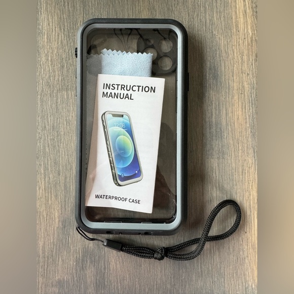 Misc iPhone 11 Pro Max cases - Picture 5 of 5